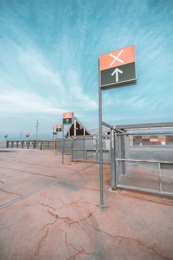 What Are the Warmest Yet Sleek Glove Materials for Commuting in the UK Winter?